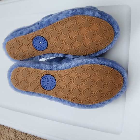 Ugg fluff yeah slippers - Picture 2 of 4